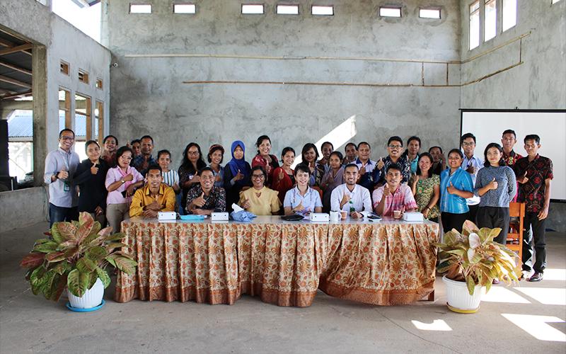 Workshop Kurikulum Merdeka Berbasis Industri Untuk SMK Pariwisata di Sumba