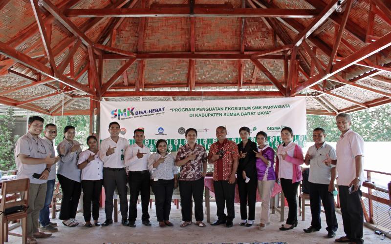 Training dan Coaching Membangun Platform Digital Tracer Study dan Database SMK Pariwisata